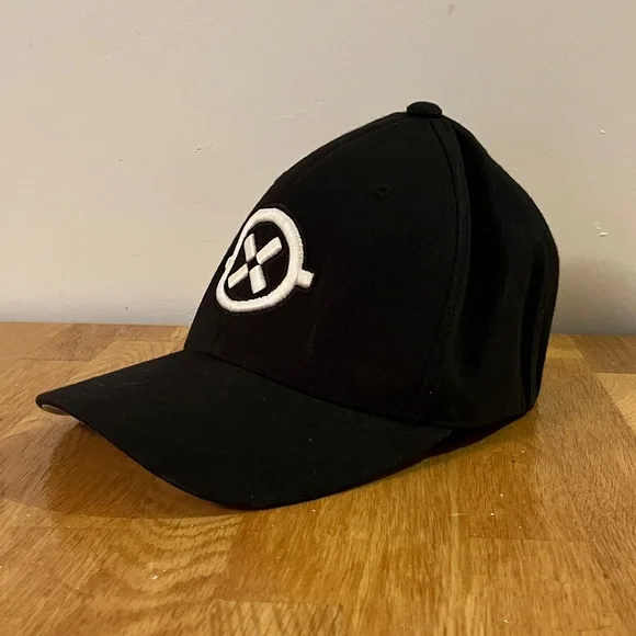 Baseball Cap - Picture 2 of 6